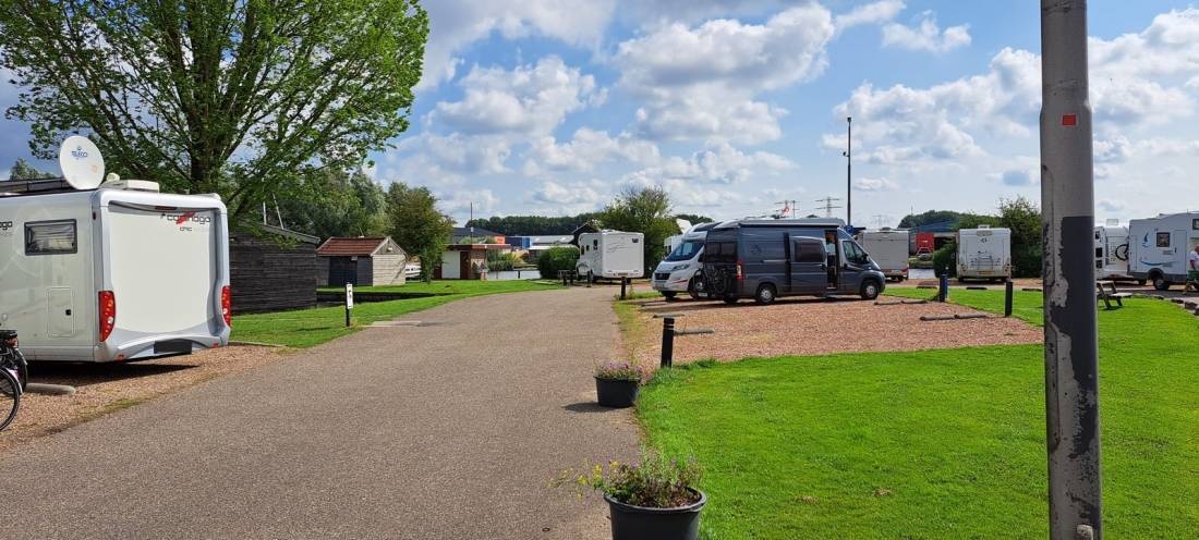 Jachthaven — Camperplaats in Leeuwarden