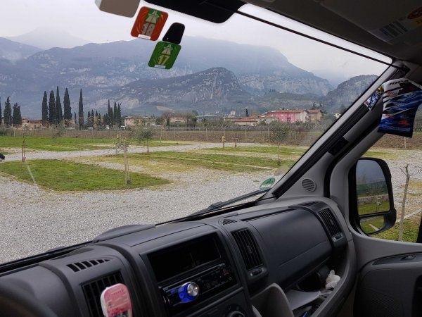 Agricamp Altogarda — 露营车营地 in Arco