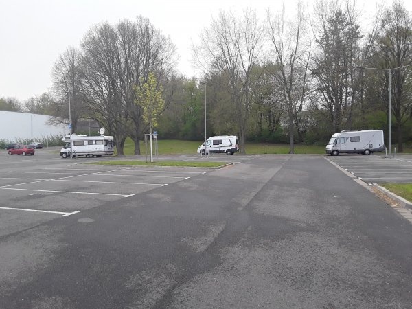 Aquarena Pulheim — Aire camping car in Pulheim