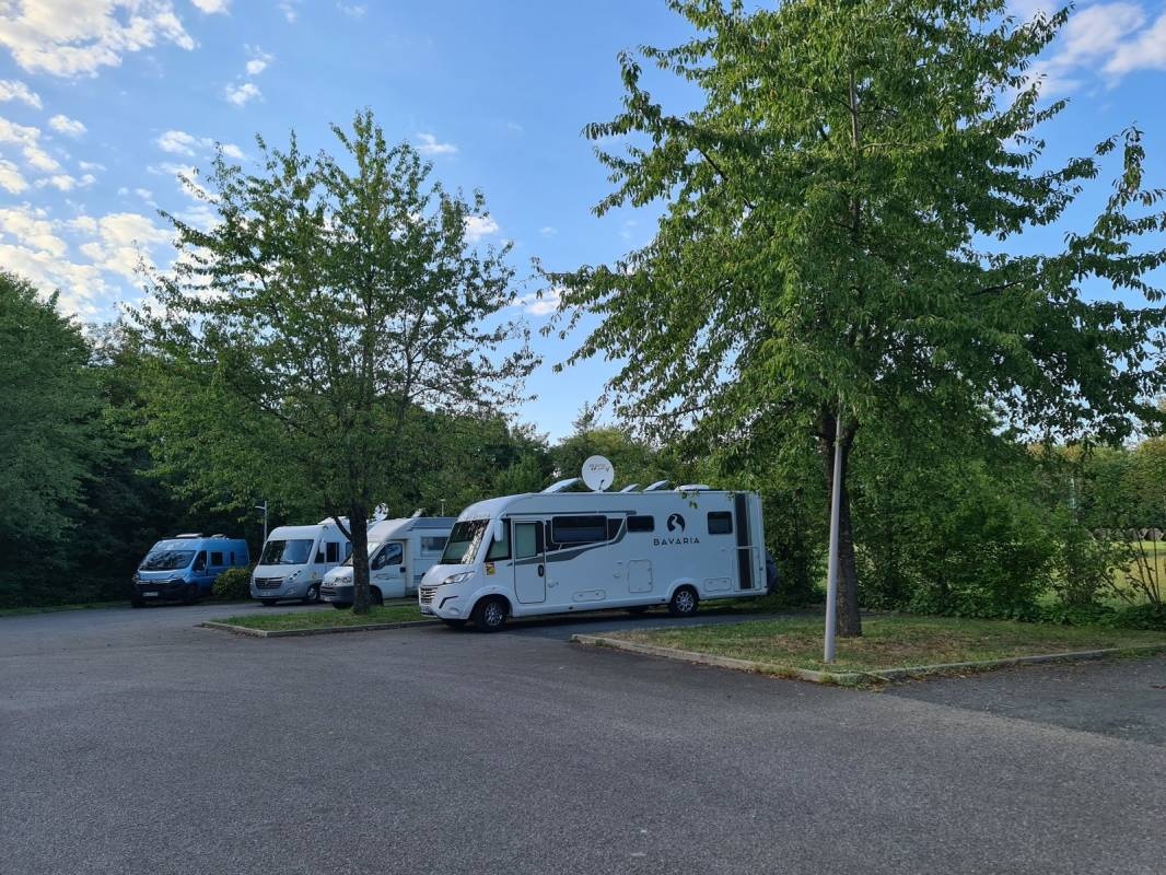 Aire de Camping Cars Montceau-les-Mines — Ställplats in Montceau-les-Mines