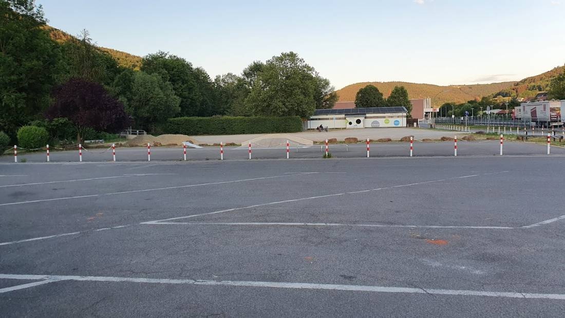 Übernachtungsparkplatz Amorbach — Overnatnings‑parkering in Amorbach