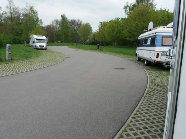 Wohnmobilstellplatz am Großen Teich Altenburg — Photo 4
