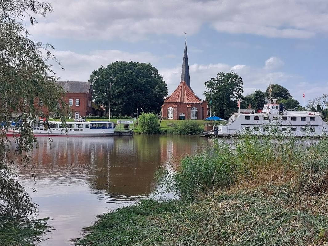 Stellplatz Oberndorf Bentwisch — 露营车营地 in Oberndorf