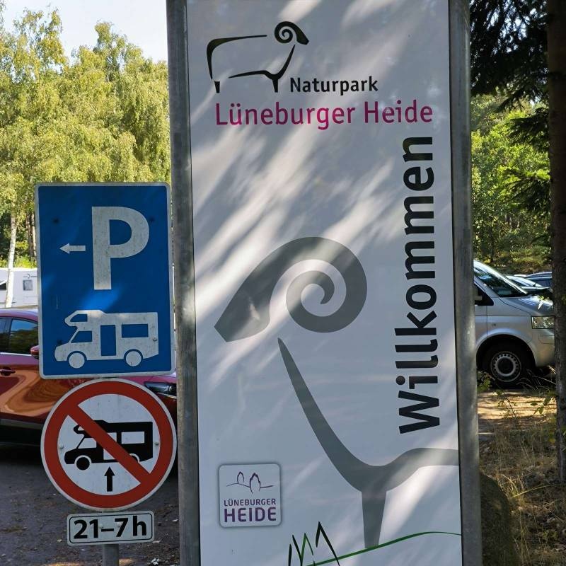 Stellplatz am Waldbad Amelinghausen — Місце для кемперів in Amelinghausen