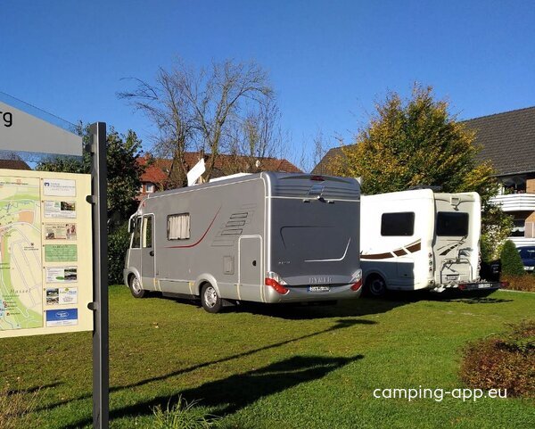 Wohnmobilhafen In den Erlen Bad Wünnenberg — Foto 3