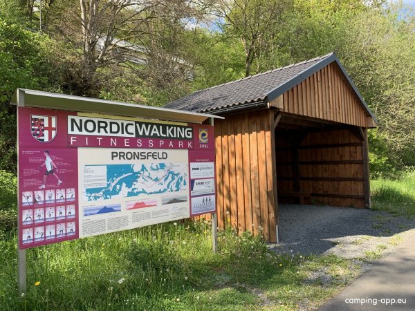 Wohnmobilstellplatz Am alten Bahnhof Pronsfeld — Photo 4