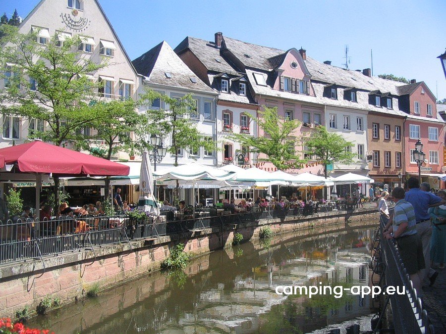 Reisemobilpark Saarburg — Foto 6