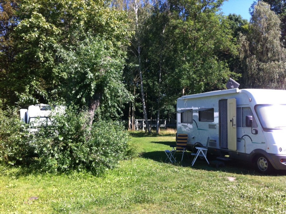 Stellplatz an der Marina Alter Hafen Zehdenick — Karavan Sitesi in Zehdenick