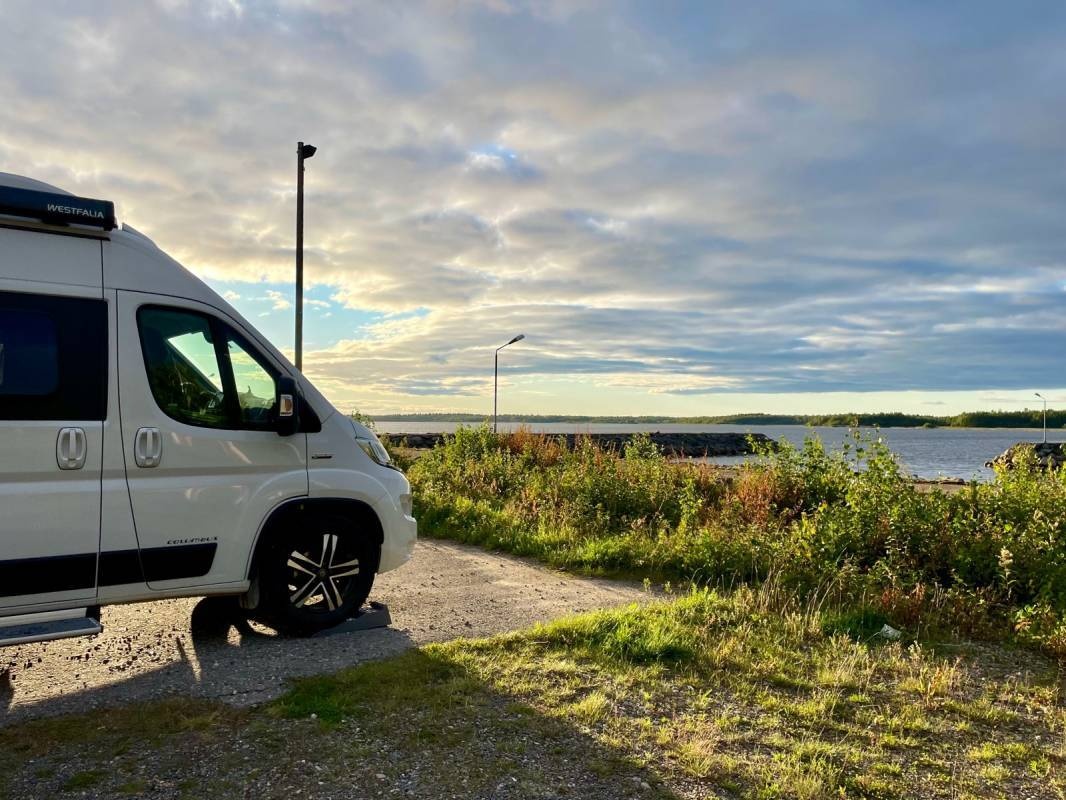 Stellplatz an der Marina Alter Hafen Zehdenick — Campervan Site in Zehdenick