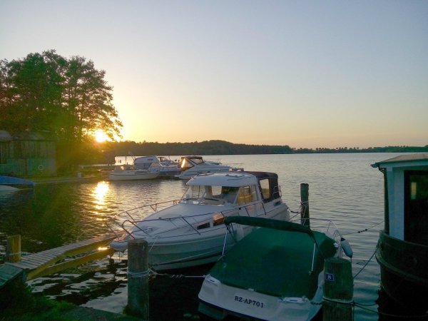 Stellplatz am Sportbootzentrum Ziegelsee Schwerin — Photo 5
