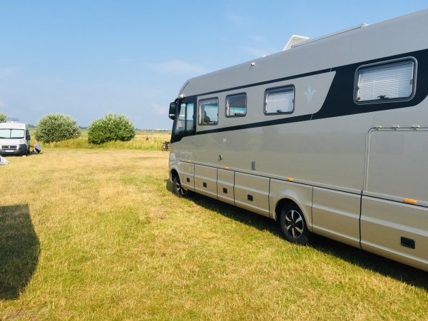 Stellplatz am Strand Husum — 快速停止 in Husum-Hockensbüll
