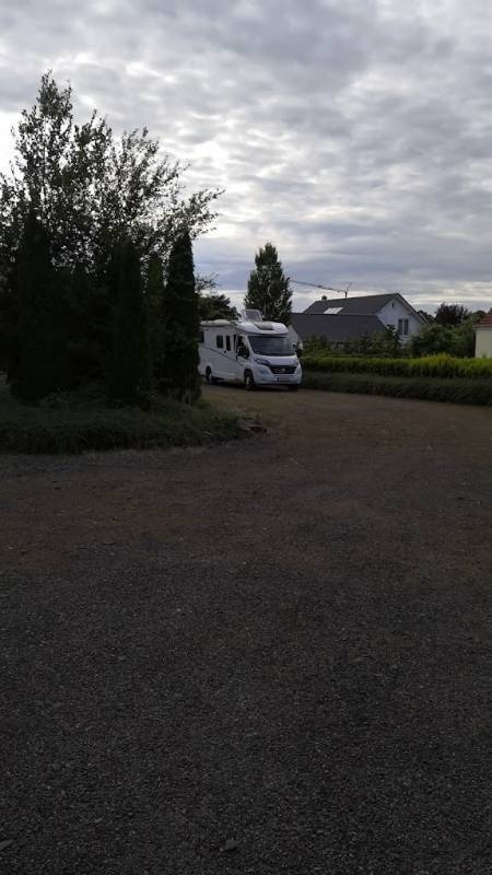 Wohnmobilstellplatz bei Heinrich Grabau Tarmstedt — Bobilplass in Tarmstedt
