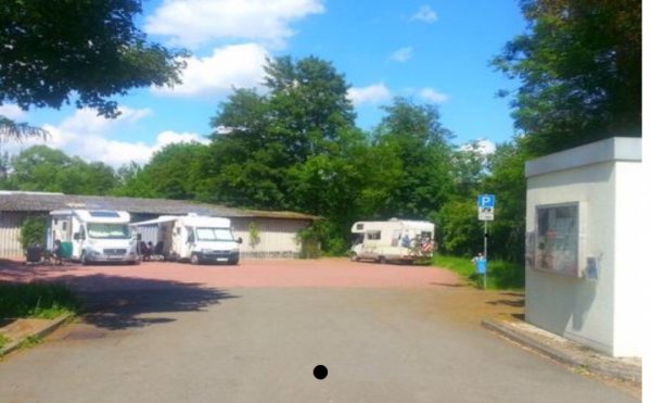 Stellplatz Wasemweg Mosbach — Photo 2