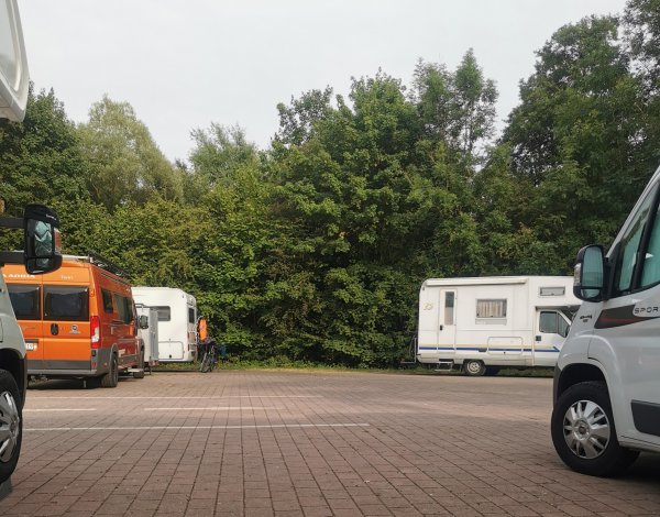 Stellplatz Wasemweg Mosbach — Photo 5