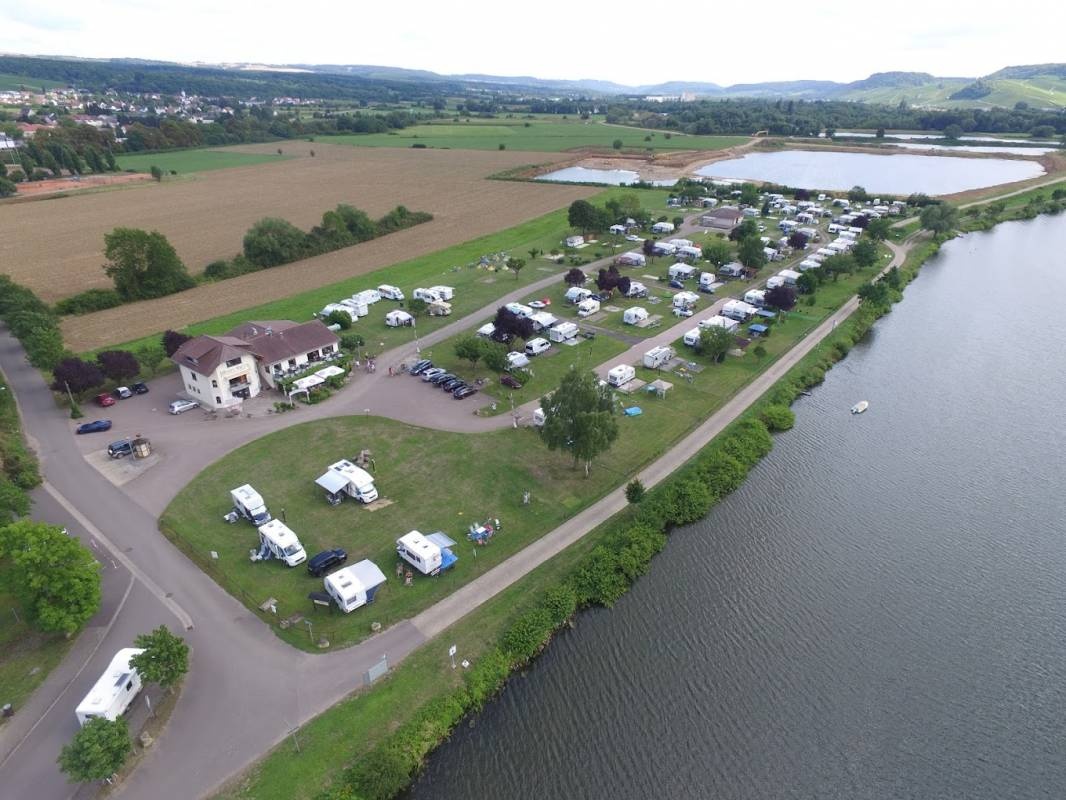 Mosel-Camping Dreiländereck — Kemp in Nennig
