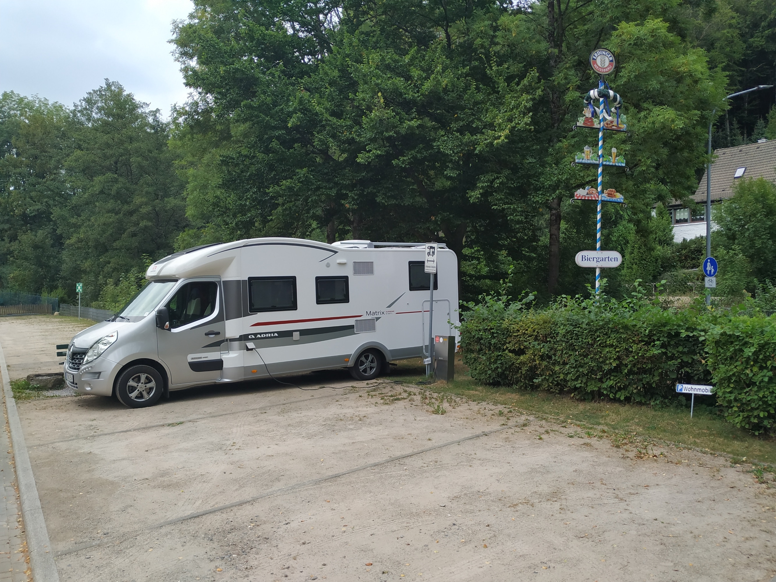 Übernachtungsparkplatz Ennepetal — Aire camping car in Ennepetal-Neuenhause