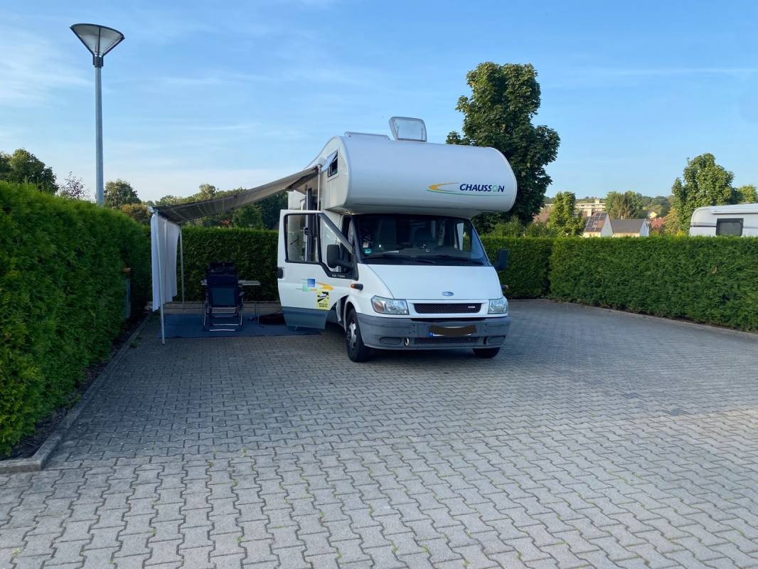 Stellplatz am Freizeitbad H2O Herford — Ställplats in Herford