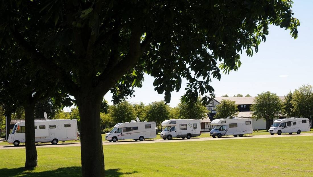 Stellplatz Warburg — Sp. parking dla kamperów in Warburg