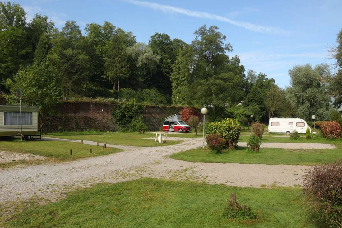 La Fontaine des Clercs — Camping in Montreuil / Hauts-de-France