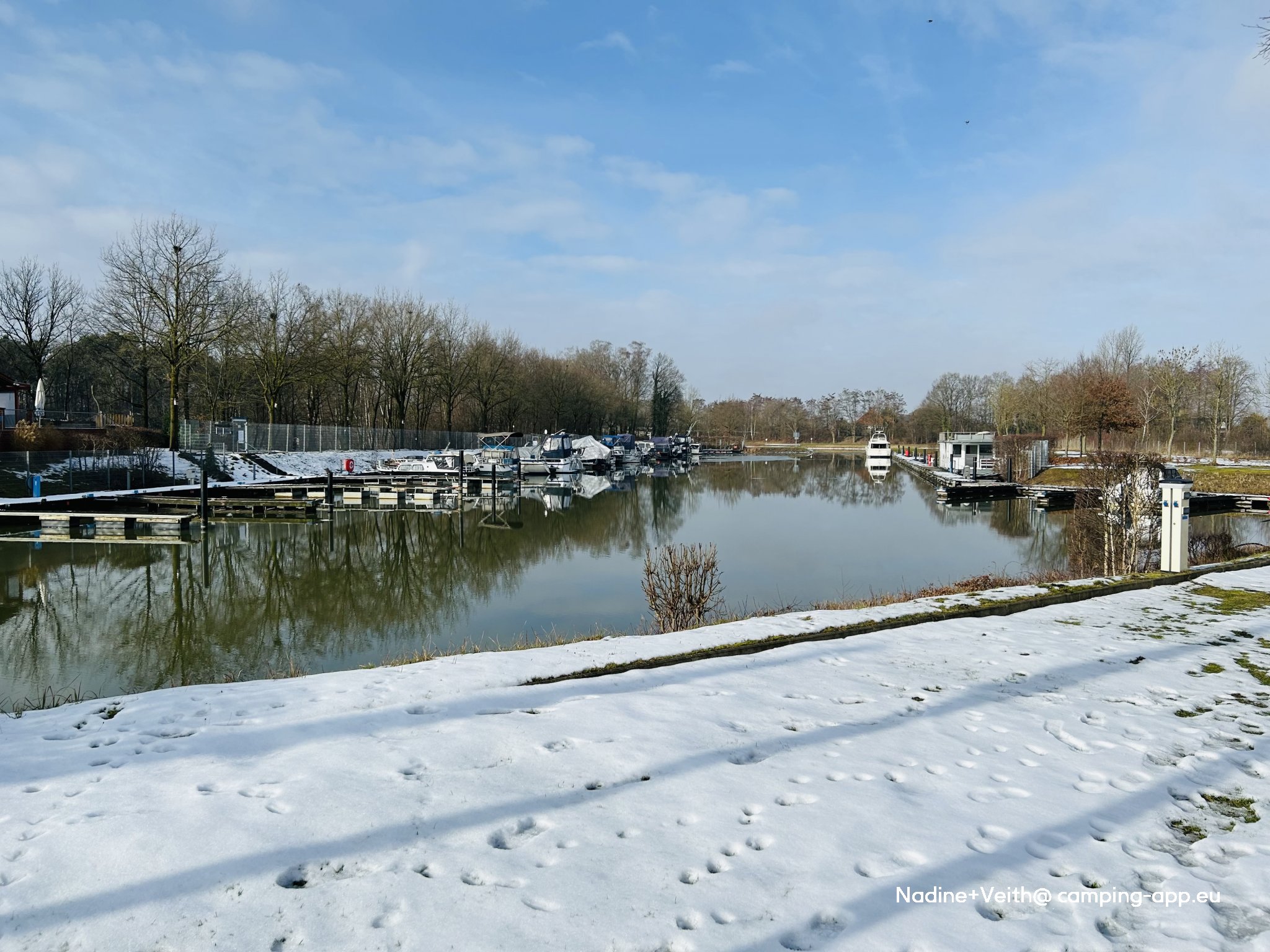 Stellplatz an der Marina Recke — Campervan Site in Recke