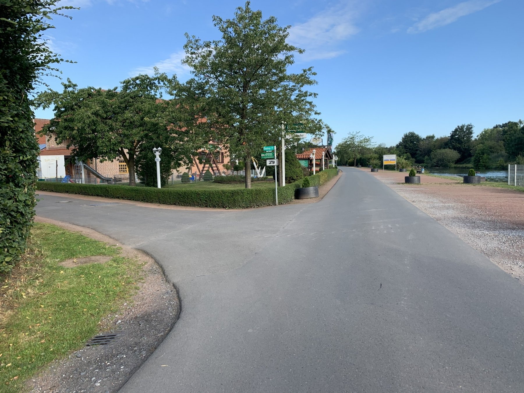 Stellplatz am Gasthaus Peters Lüdinghausen — Area di sosta in Lüdinghausen