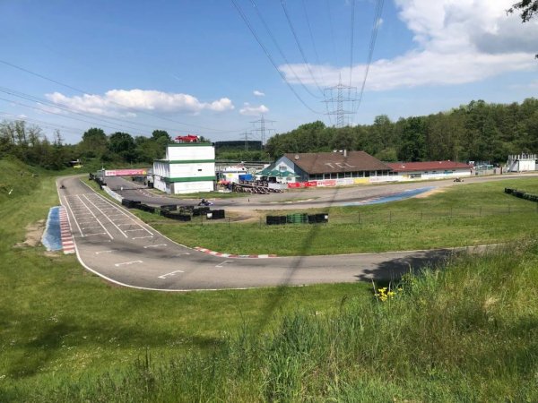 Stellplatz an der Kartbahn Dettenheim — Photo 2