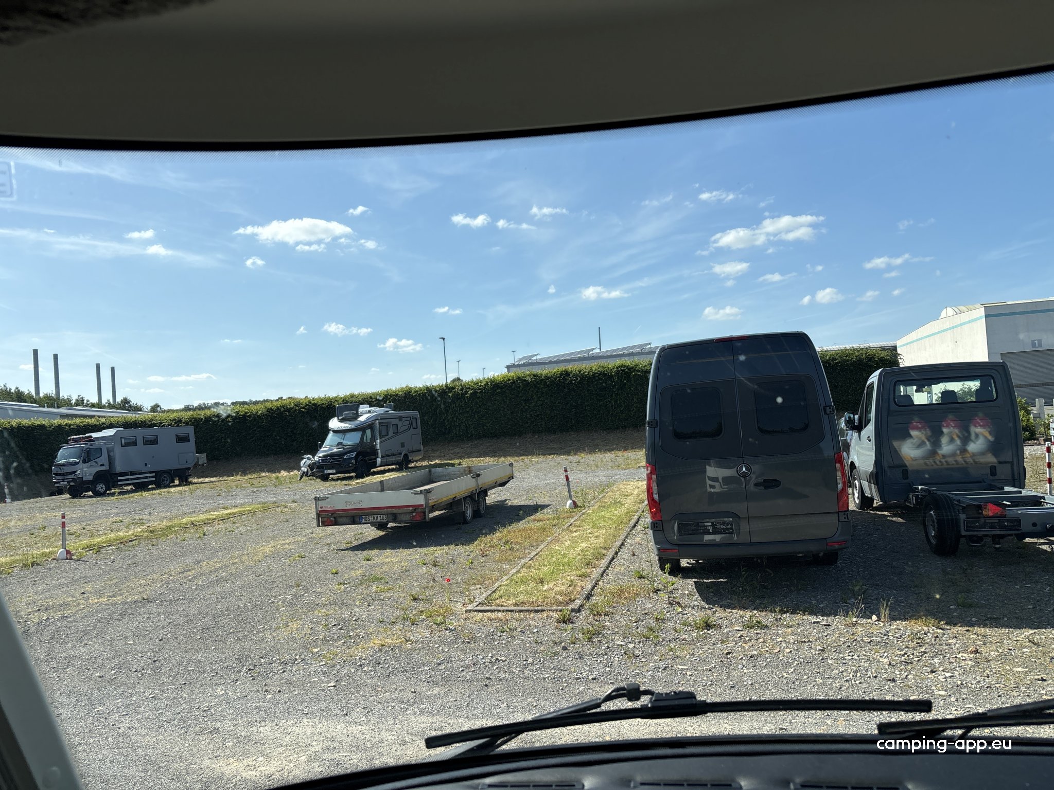 Stellplatz beim Goldschmitt Technik-Center Walldürn — Camperplads in Walldürn