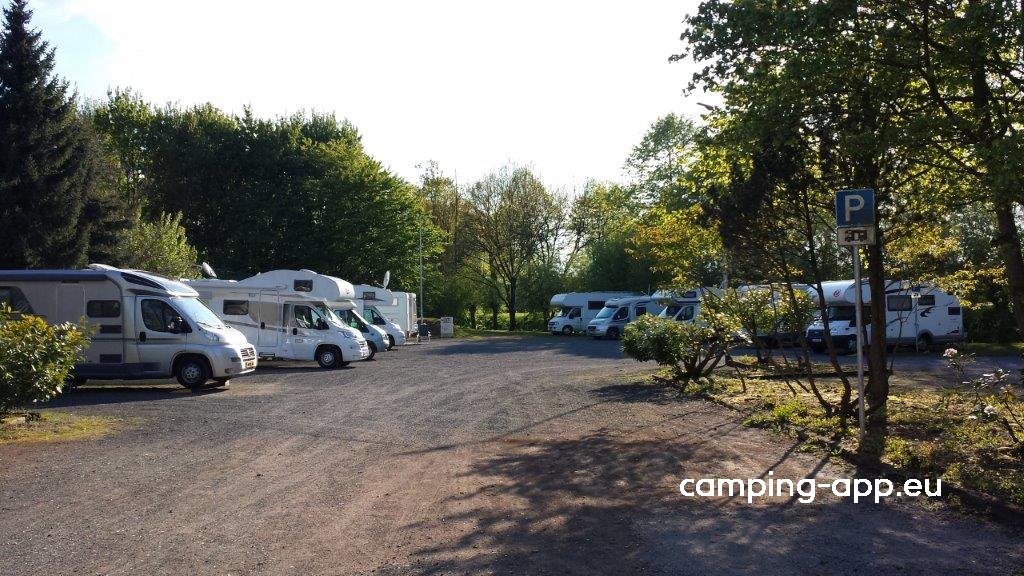 Reisemobilstellplatz An der Motte Alpen — Sp. parking dla kamperów in Alpen