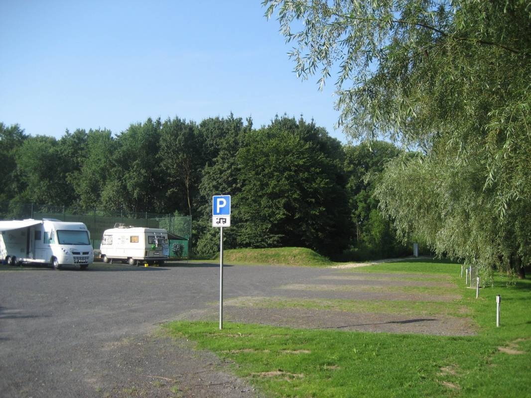 Reisemobilstellplatz An der Motte Alpen — Campervan Site in Alpen