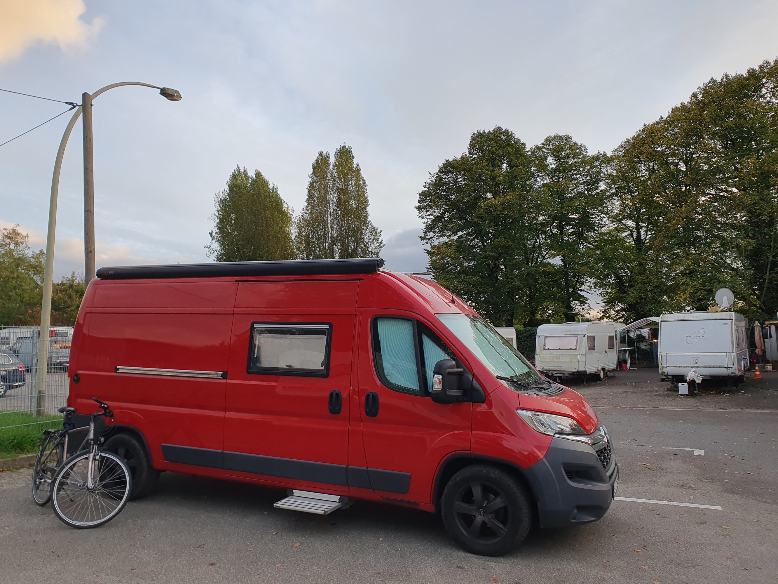 Stellplatz Hamburg Süd — Aire camping car in Hamburg