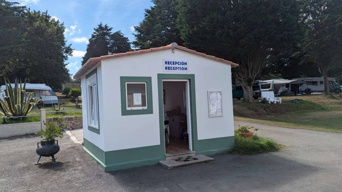 Camping Lago-Mar — Kemp in Muxia / A Coruña