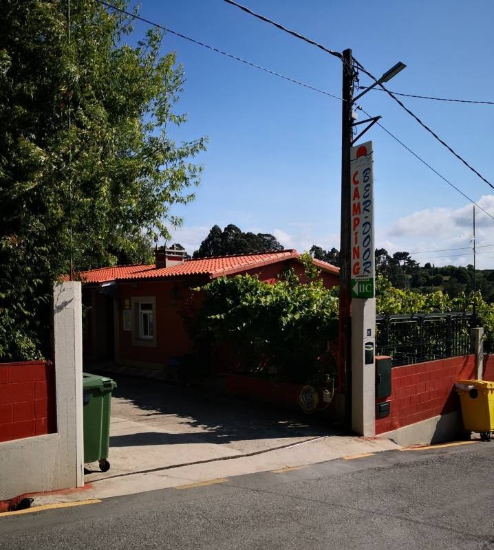Camping Ber-Door — Kemp in Pontedeume / Galicia