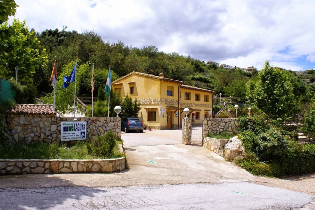 Càmping & Bungalows Vall de Laguar — Campingplatz in Campell / Comunidad Valenciana
