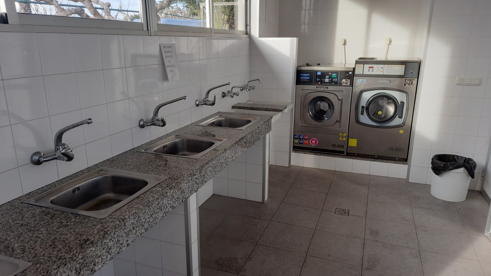 Camping Bahía de Santa Pola — Campingplatz in Santa Pola / Comunidad Valenciana