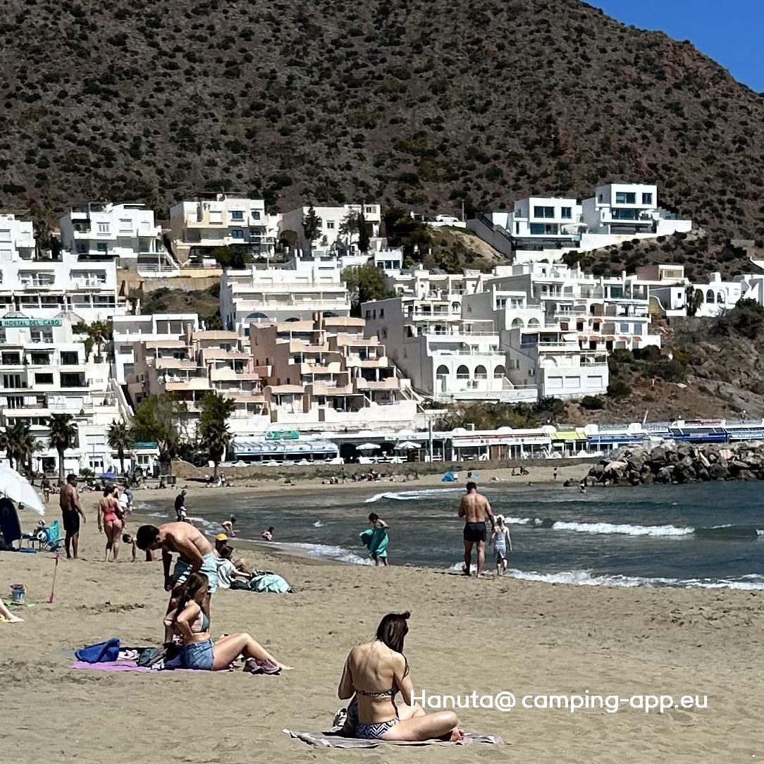 Camping Albergue Tau — Photo 6