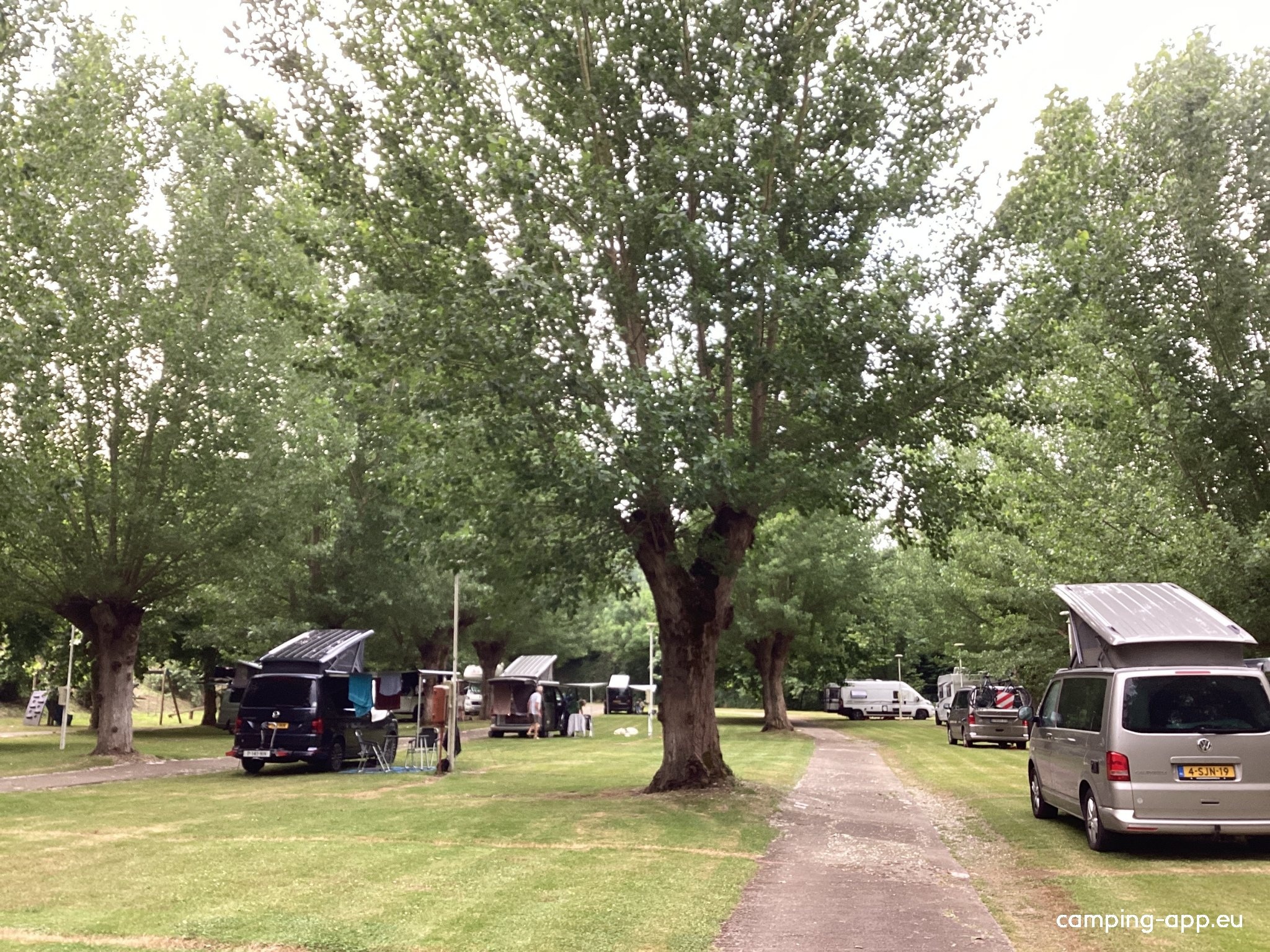 Camping Covadonga in Cangas de Onis — Campingplass in Cangas de Onís / Principado de Asturias