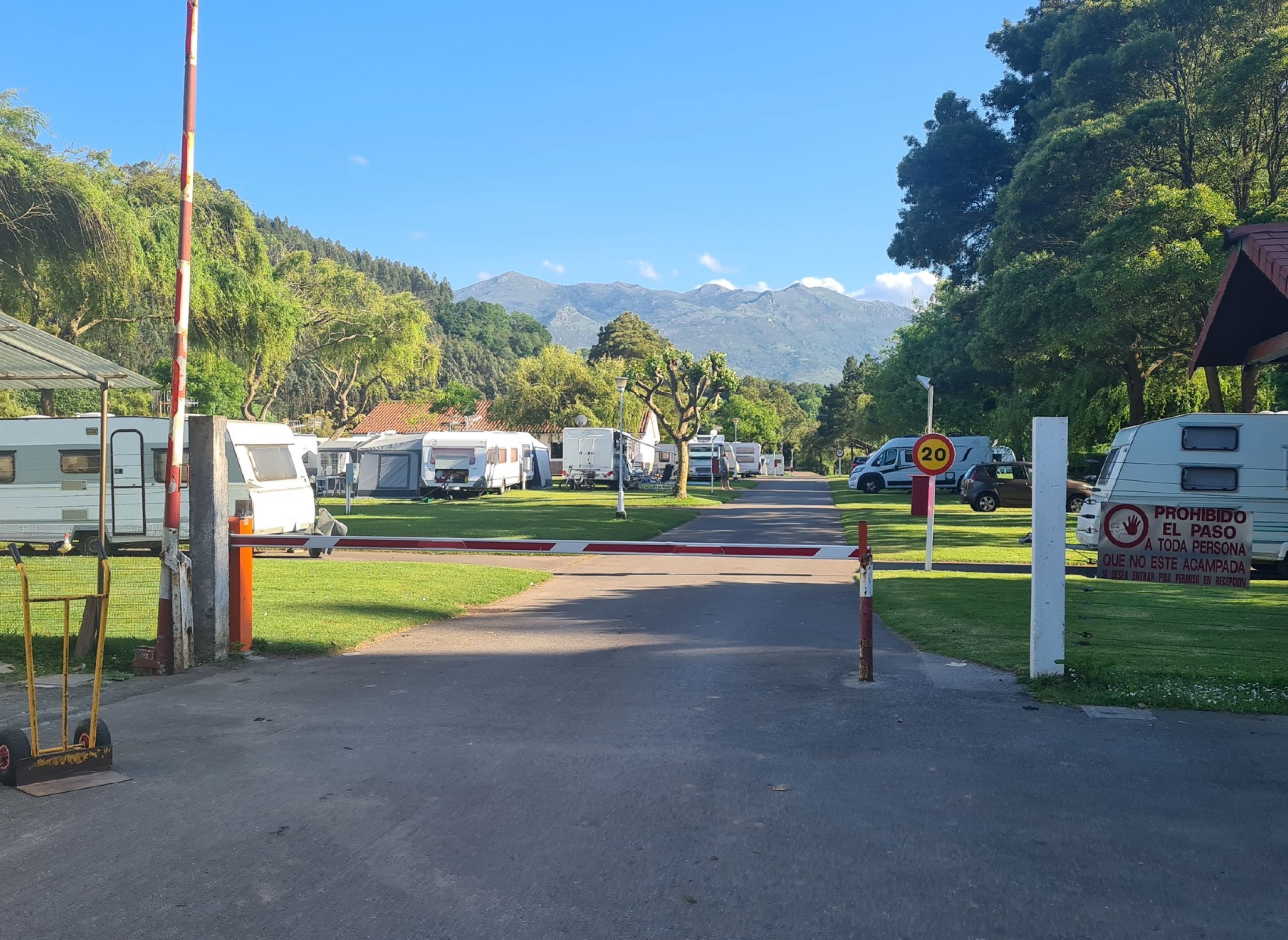 Camping Costa Verde — Area da campeggio in Colunga / Principado de Asturias