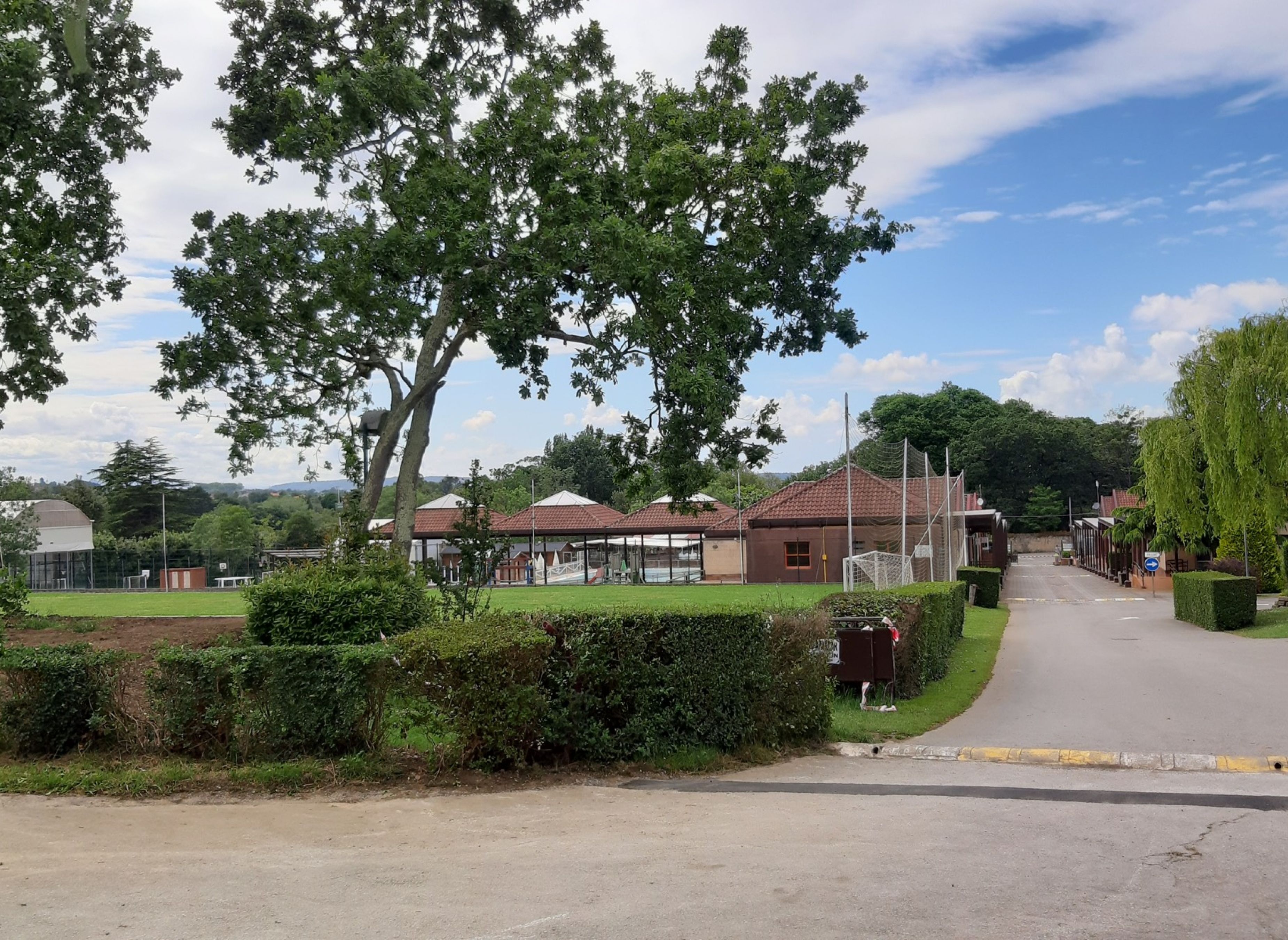 Camping Deva Gijon — Campingplass in Gijón / Principado de Asturias