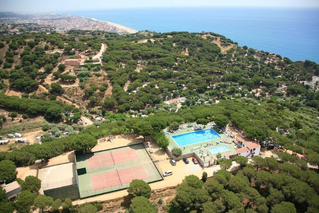 CAMPING ROCA GROSSA & BUNGALOW — Campingplats in Calella / Cataluña