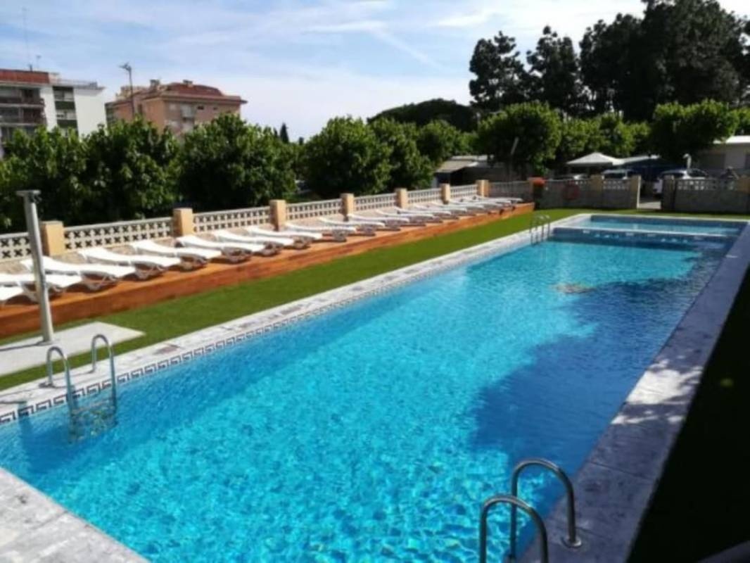 Camping Victoria — Campingplats in Canet de Mar / Catalunya