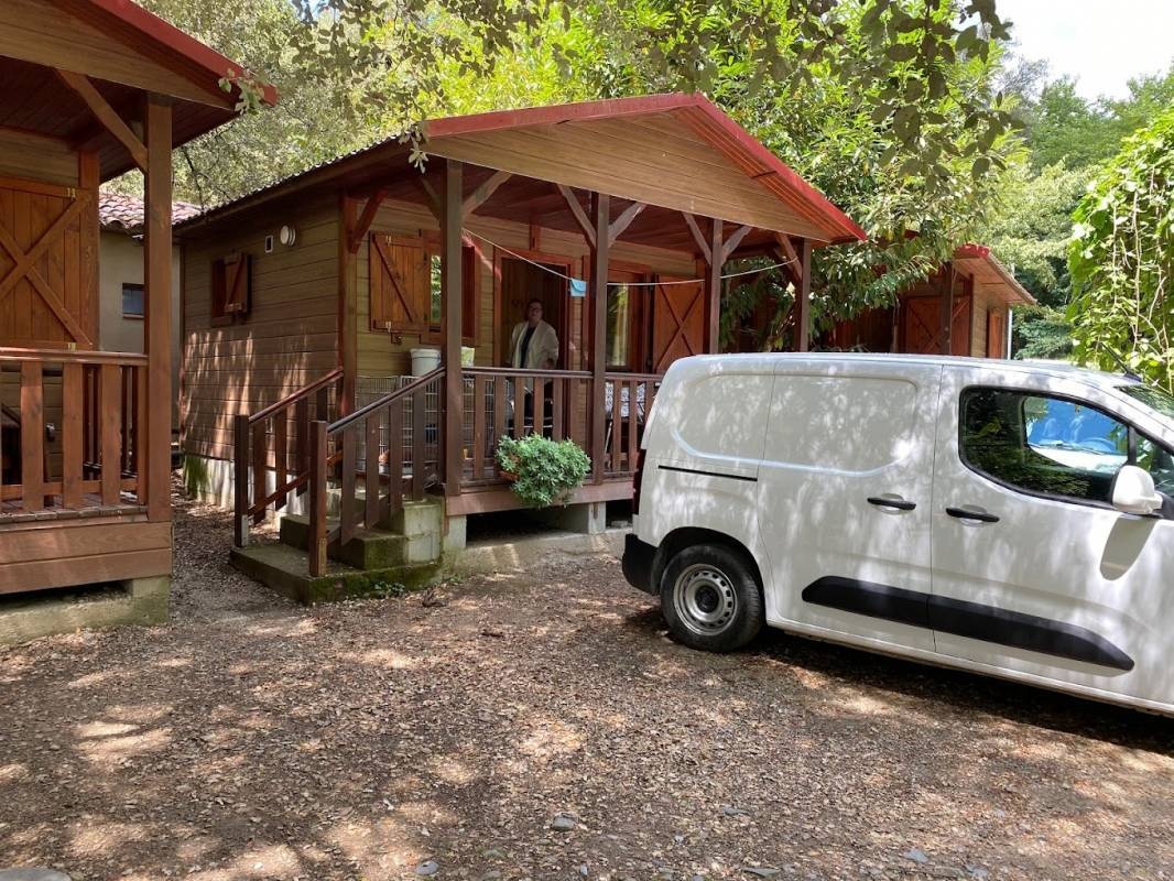 Camping Les Piscines de Montseny — Campingplads in Montseny,Barcelona / Cataluña