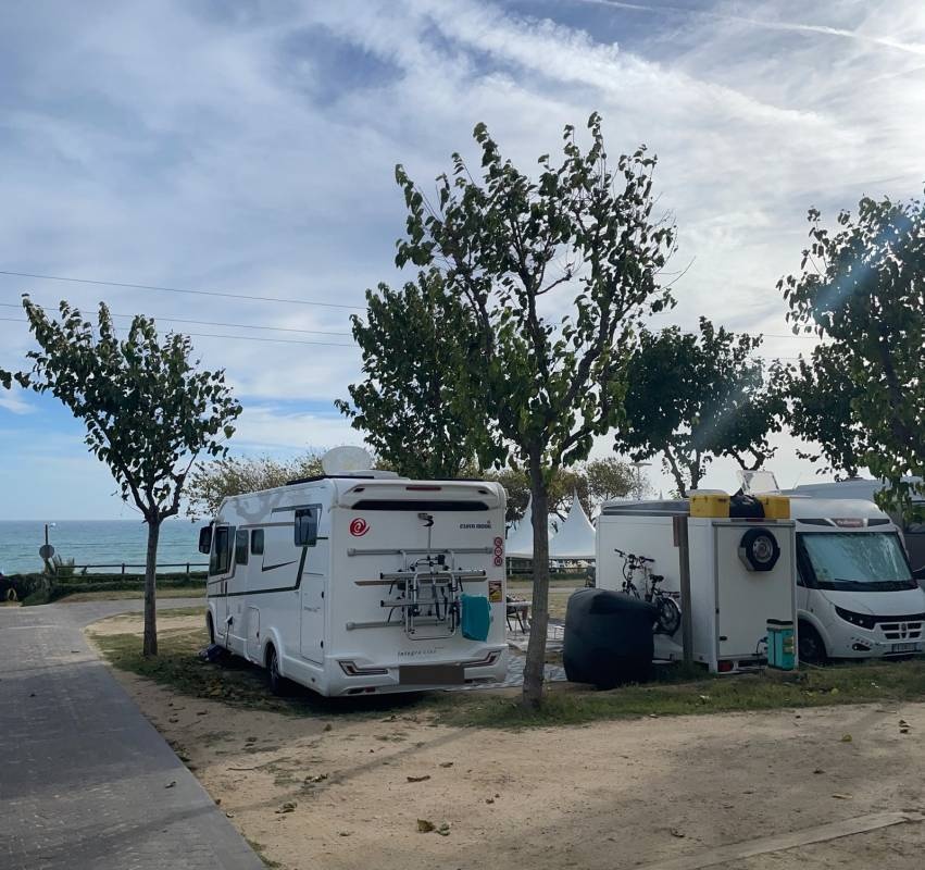 Camping Barcelona — Kamp yeri in Mataró / Cataluña