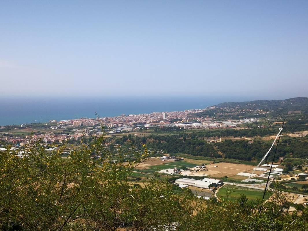 Camping El Camell — Campingplats in Pineda de Mar / Cataluña