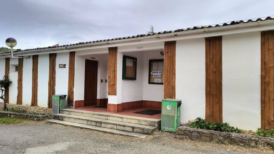Monumento al pastor — Kemping in Ameyugo / Castilla y León