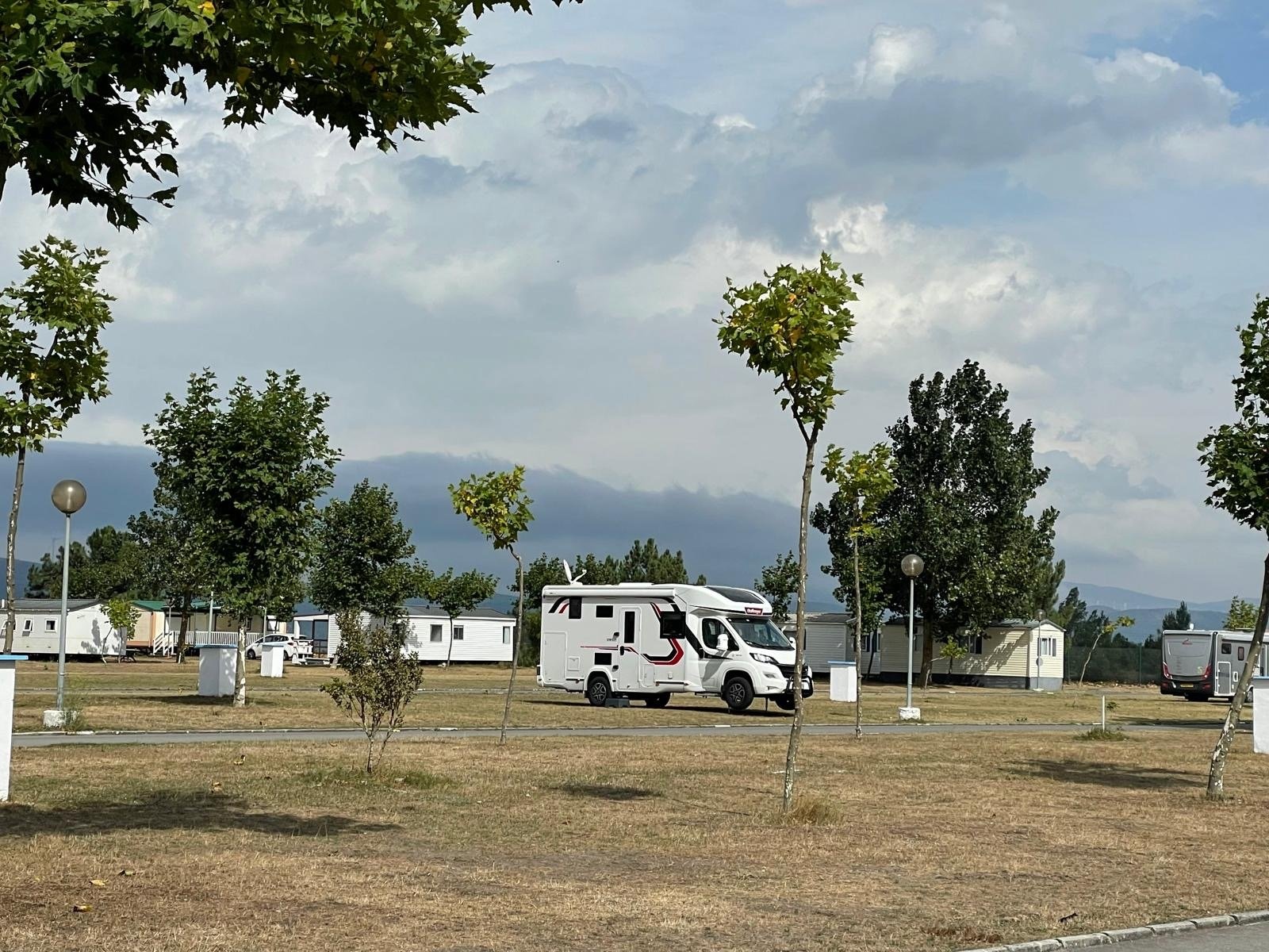Camping Playa de Arija — Sítio de acampamento in Arija