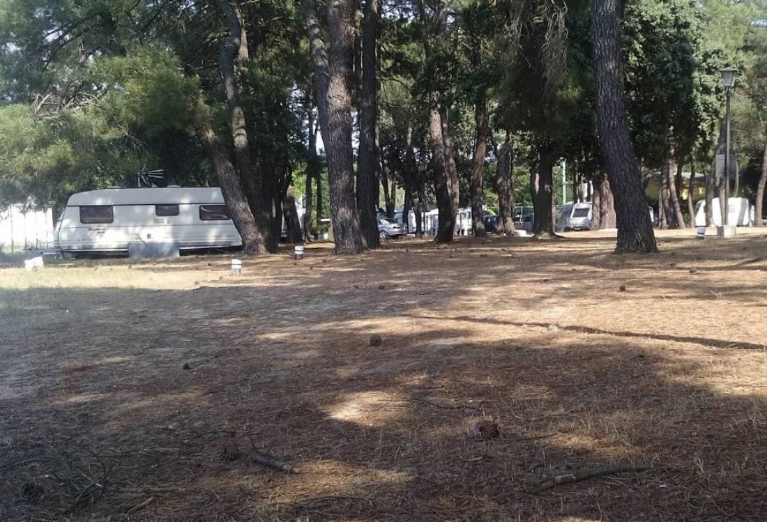Camping Costajan — Kemp in Aranda de Duero