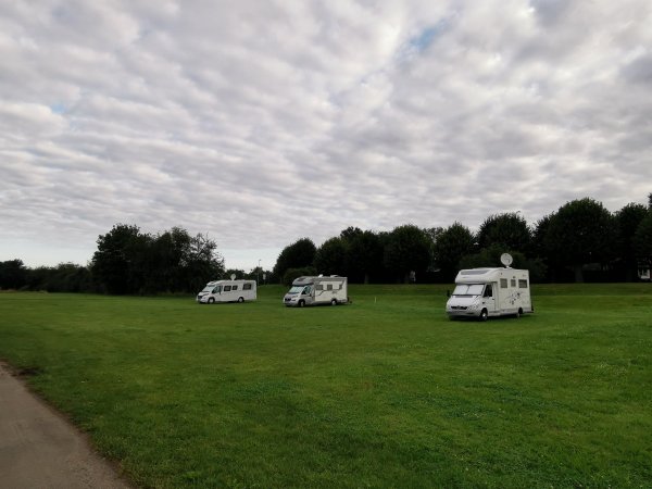 Wohnmobilstellplatz Weserblick — Photo 6