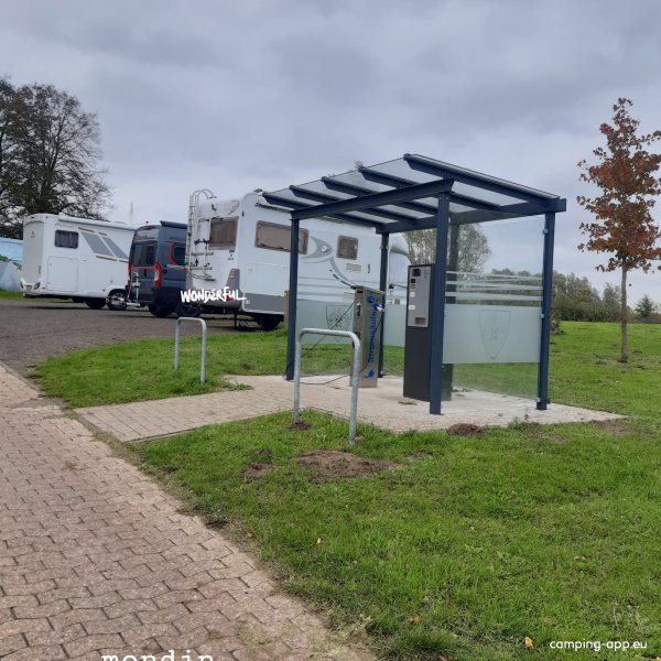 Wohnmobilstellplatz Weserblick — Foto 2