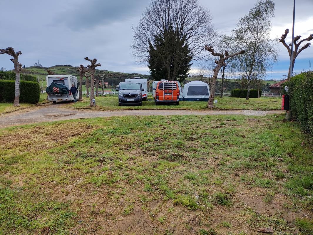 Camping Santillana del Mar — Area da campeggio in Santillana del Mar