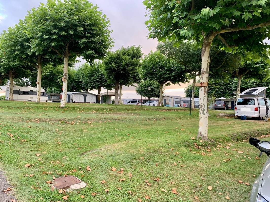 Altamira Camping Park — Campingplats in Queveda / Cantabria